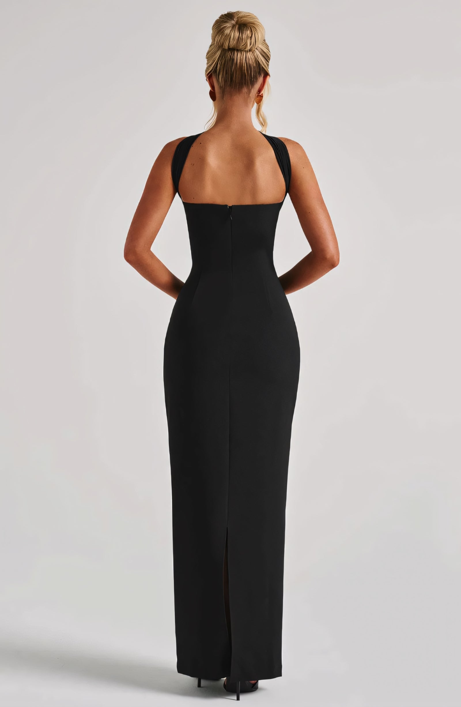 ARIA MAXI DRESS - BLACK