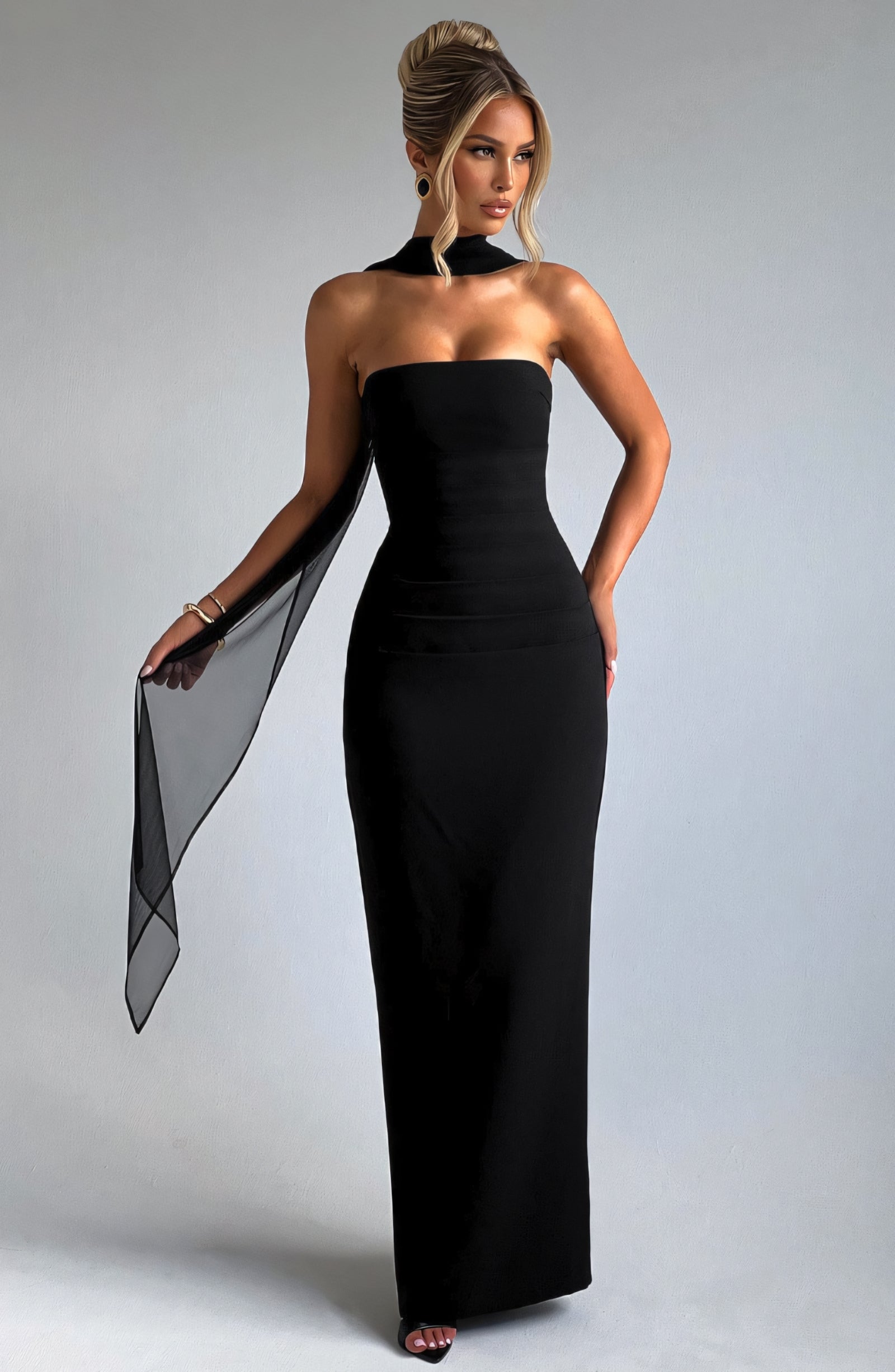 ARIA MAXI DRESS - BLACK