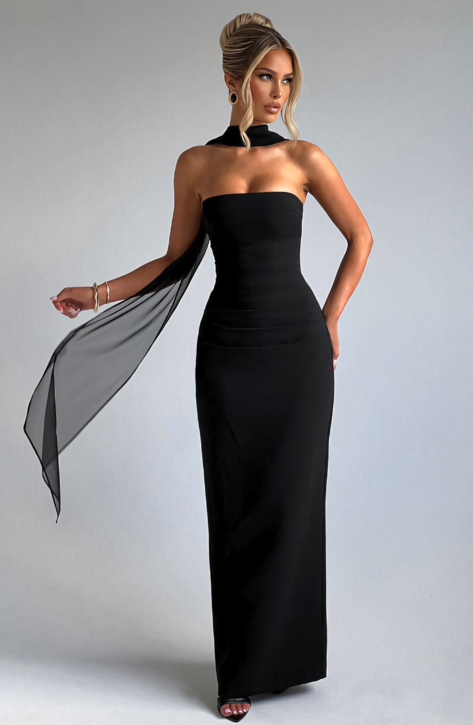 ARIA MAXI DRESS - BLACK