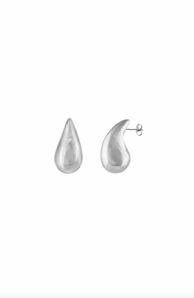 SMALL TEAR EARRINGS - SILVER